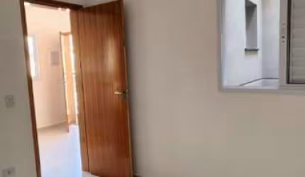 Novos Apartamentos residenciais para Venda na Vila Mazzei, ótima localização próximo a uma variedade de comércios e serviços. 1 dormitório