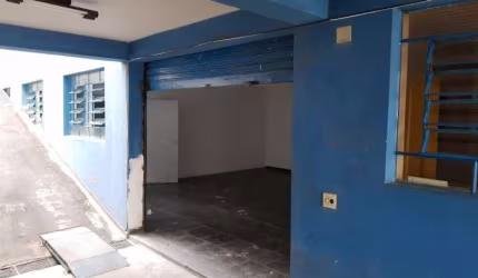 Salão comercial para Locação na Santa Teresinha, ótima localização, ao lado da Avenida Imirim, com 180m²