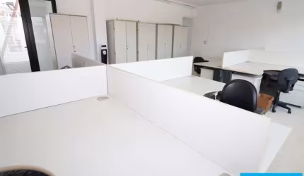 Casa comercial para Locação em Santana, em excelente locação, ao lado do Metrô Santana, com 11 salas e 8 vagas