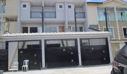 Lindo Sobrado novo residencial para Venda na Vila Nivi, ótima localização, próximo Avenida Guapira, 3 suítes e 4 vagas de garagem