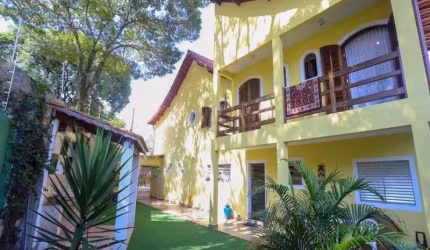 Sobrado para Venda no Parque Mandaqui, excelente localização, próximo ao Parque Horto Florestal, 4 dormitórios (2 suítes) e 3 vagas de garagem