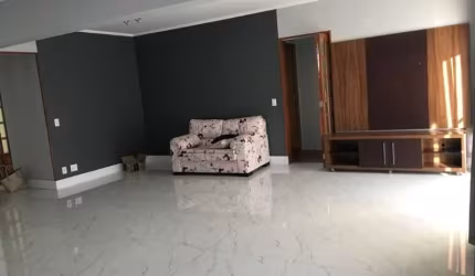 APARTAMENTO PARA LOCAÇÃO, VILA AMÉLIA, AO LADO DO ANDORINHA HIPER CENTER, 4 DORMITÓRIOS E 2 VAGAS DE GARAGEM