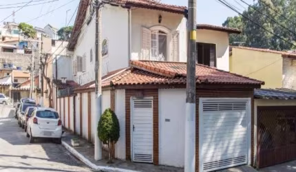 Sobrado para locação no Jardim Leonor Mendes de Barros, excelente localização, ao novo Shopping Trimais, 3 dormitórios (1 suíte) e 2 vagas de garagem