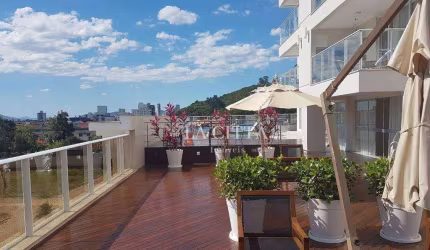 Apartamento com 2 dormitórios à venda, 70 m² por R$ 1.000.000,00 - Ressacada - Itajaí/SC