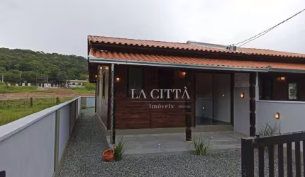Casa com 2 dormitórios à venda, 60 m² por R$ 320.000 - Paciência - Itajaí/SC