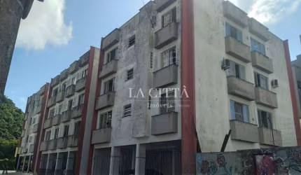 Apartamento com 2 dormitórios à venda, 57 m² por R$ 330.000 - Fazenda - Itajaí/SC