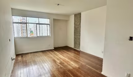 APARTAMENTO A VENDA NO CORREDOR DO VITÓRIA