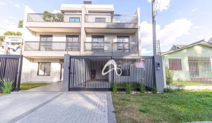 Sobrado novo de frente para rua à venda, com terraço, 3 quartos sendo 1 suíte, no Bairro Boqueirão, Curitiba/PR.