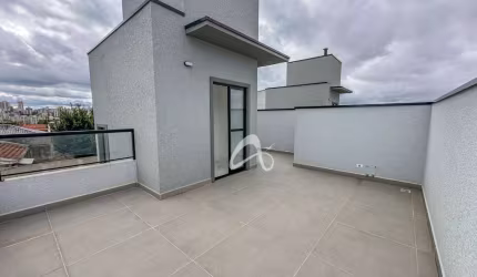 Triplex novo em condomínio à venda, com 03 quartos sendo 1 suíte, terraço com churrasqueira no Bairro Novo Mundo, Curitiba/PR.