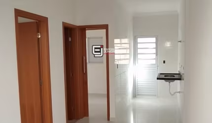 Casa com 2 dormitórios à venda por R$ 230.000