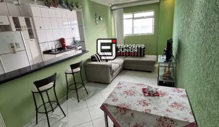 Apartamento com 1 dormitório à venda, 60 m² por R$ 210.000