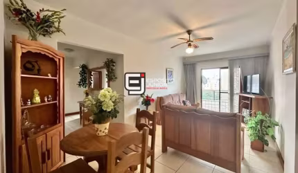 Apartamento com 2 dormitórios à venda, 87 m² por R$ 400.000