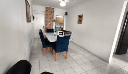 Apartamento com 2 dormitórios à venda, 80 m² por R$ 385.000
