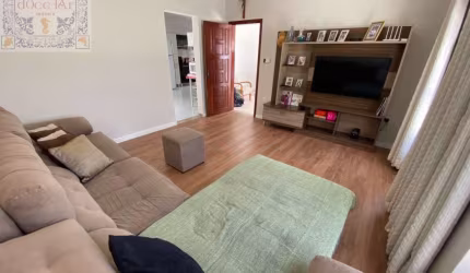 Vende-se casa de Vó em Campinas SP com o maior espaço do mundo - Estuda permuta por imóvel mAr dOce lAr em Santos SP.
