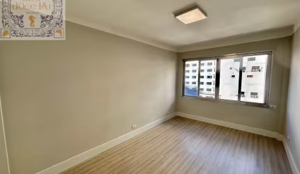 Venda Apartamento Santos SP - mAr dOce lAr estilo retrô, em andar alto, 2 quadras da praia no Gonzaga!