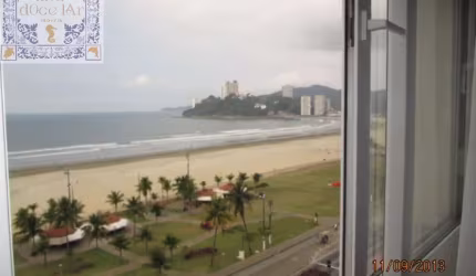 Apartamento Frente ao Mar com Linda Vista Panorâmica, 4 Suítes e 3 Vagas de Garagem no Itararé, São Vicente-SP!