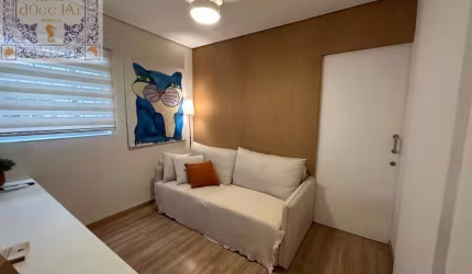 Venda de apartamento a poucos metros da Praia, mobiliado e reformado na Ponta da Praia em Santos / SP