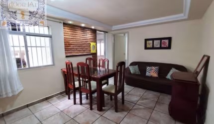 Venda de apartamento mobiliado mAr dOce lAr a 1 quadra da Praia na Pompéia em Santos / SP