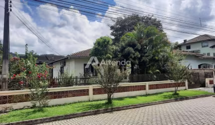 Casa / Terreno Bairro Iririú