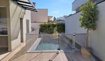 Casa com 3 dormitórios para alugar, 147 m² por R$ 6.500,00/mês - Condomínio Terras do Vale - Caçapava/SP
