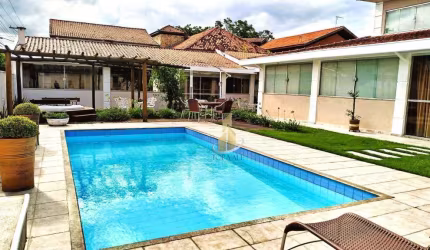 Sobrado com 4 dormitórios à venda, 543 m² por R$ 2.900.000,00 - Jardim das Colinas - São José dos Campos/SP