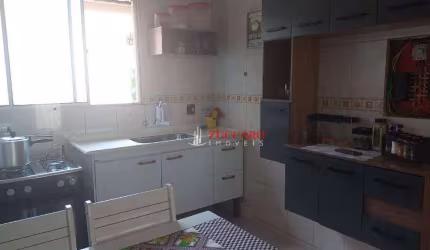 Casa com 2 dormitórios à venda, 74 m² por R$ 311.900,00 - Parque Flamengo - Guarulhos/SP