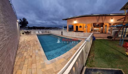 Chácara com 4 dormitórios à venda, 1075 m² por R$ 850.000,00 - Chácaras Reunidas Canadá - Santa Isabel/SP