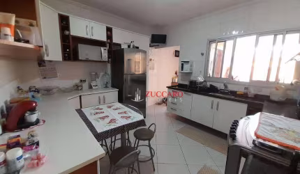 Sobrado com 3 dormitórios à venda, 299 m² por R$ 1.000.000,00 - Jardim Jovaia - Guarulhos/SP