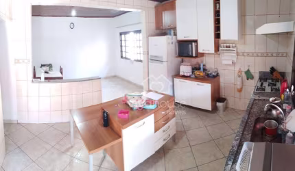 Casa com 3 dormitórios à venda, 236 m² por R$ 500.000,00 - Jardim Zaira - Mauá/SP