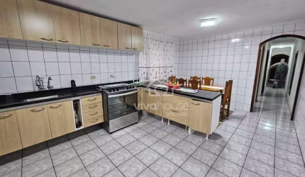 Sobrado com 3 dormitórios à venda, 260 m² por R$ 480.000,00 - Jardim Olinda - Mauá/SP