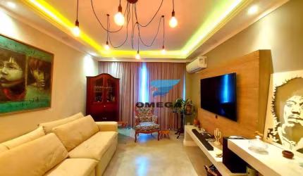 Apartamento reformado com 3 quartos em prédio com churrasqueira - Praia do Tombo, Guarujá.