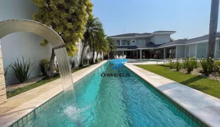 Casa à Venda no Condomínio Jardim Acapulco no Guarujá | Omega Imóveis