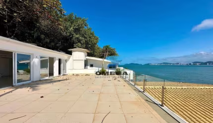Apartamento à venda em Condomínio Península no Guarujá | Omega Imóveis