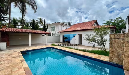 Casa à venda em Condomínio Jardim Acapulco no Guarujá | Omega Imóveis