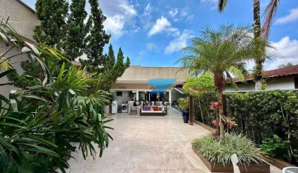 Casa à venda em Condomínio Pernambuco II no Guarujá | Omega Imóveis