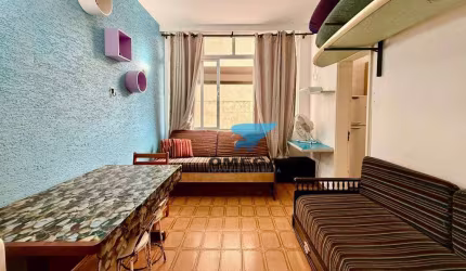 Apartamento à venda na praia das Pitangueiras no Guarujá I Omega Imoveis