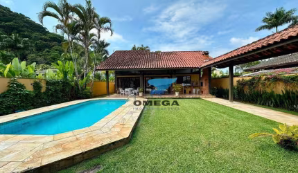 Casa à venda no Condomínio Costão do Pernambuco no Guarujá | Omega Imóveis