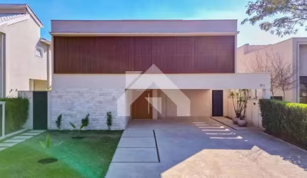 Casa de Condomínio em Alphaville Residencial Zero  -  Barueri