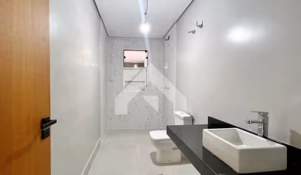 Casa de Condomínio em Golf Gardens  -  Carapicuíba