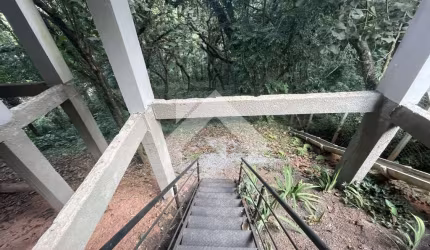 Casa de Condomínio em Chácara dos Lagos  -  Carapicuíba