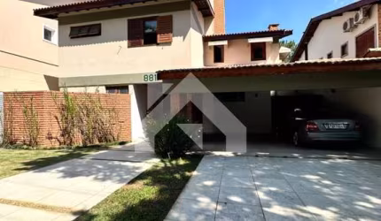 Casa de Condomínio em Alphaville  -  Santana de Parnaíba