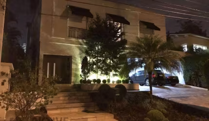 Casa de Condomínio em Alphaville - Barueri, SP