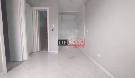 Apartamento em Vila Ré