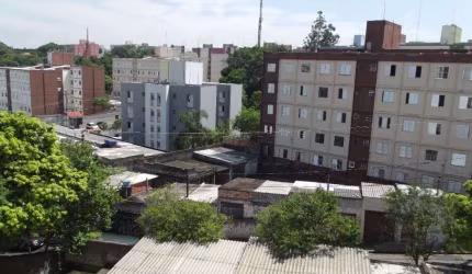 Apartamento em Conjunto Residencial José Bonifácio