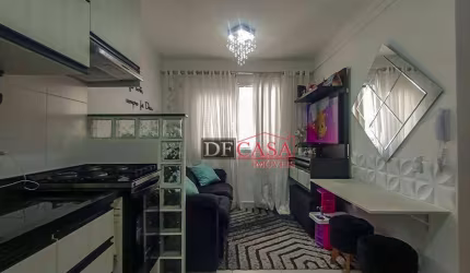 Apartamento em Vila Ema