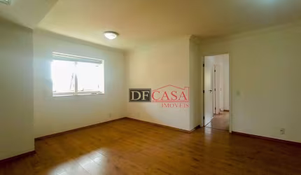 Apartamento em Vila Gomes Cardim