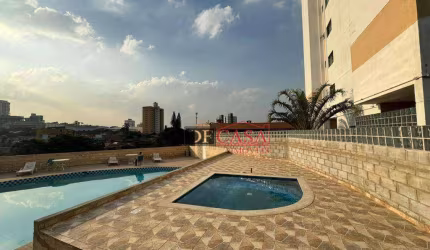 Apartamento em Vila Carmosina