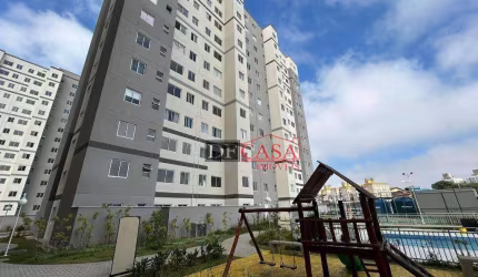 Apartamento em Vila Monteiro