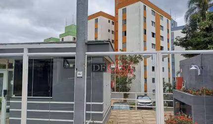 Apartamento em Vila Carmosina