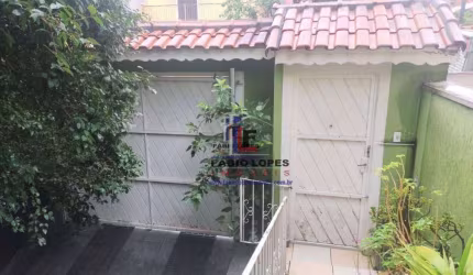 Casa com 3 dormitórios à venda, 244 m² por R$ 670.000,00 - Utinga - Santo André/SP